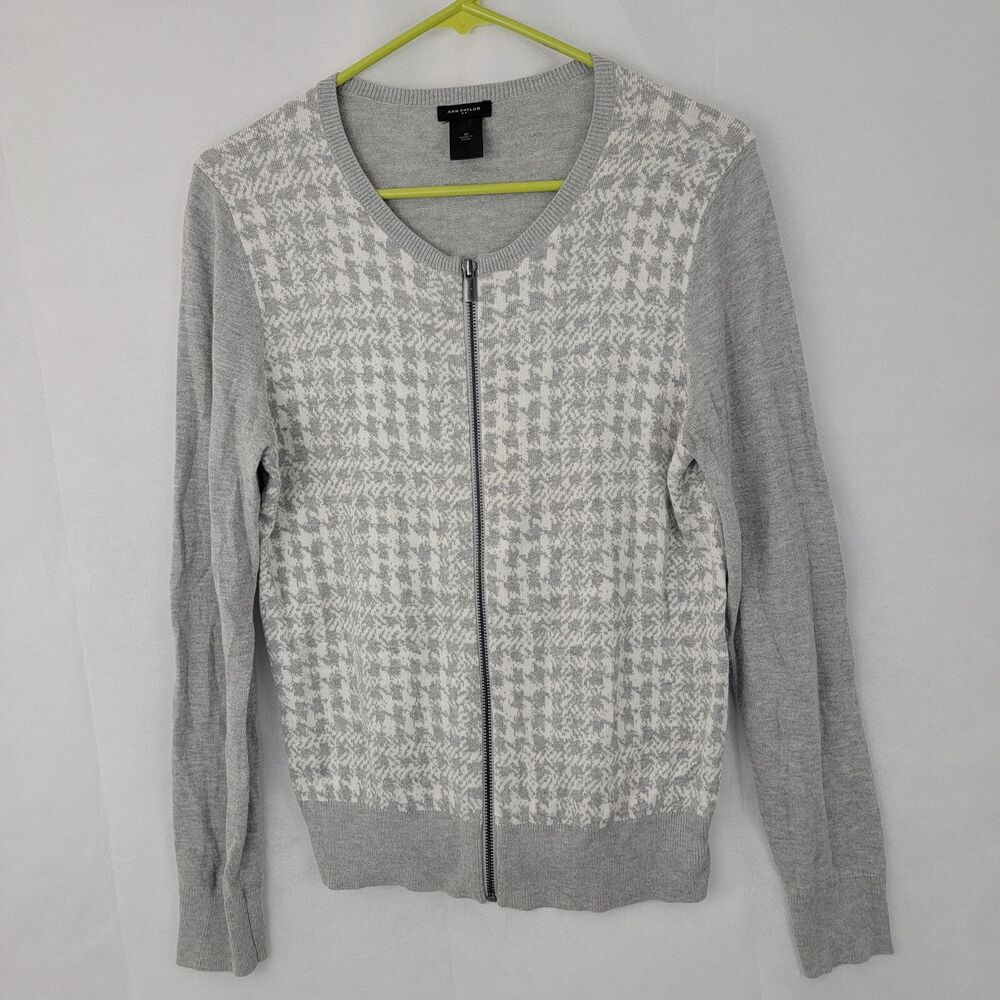 ANN TAYLOR Womens Knit Sweater M Full Zip GRAY Houndstooth Preppy Career HOLE